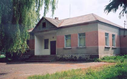 Клуб села Кутров